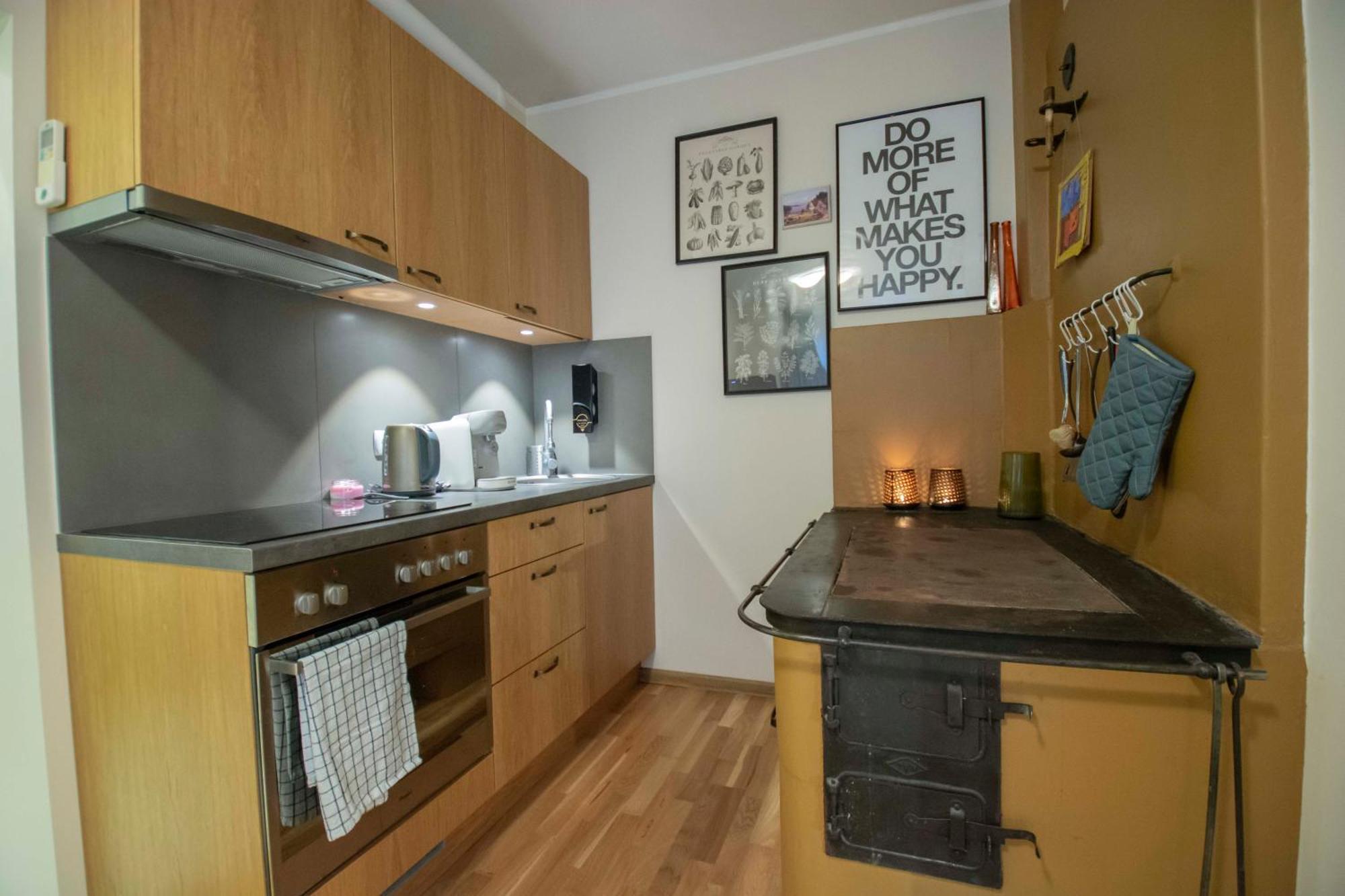 Karlovaidyll 7 - Homey Apartment With Free Parking! Tartu Kültér fotó