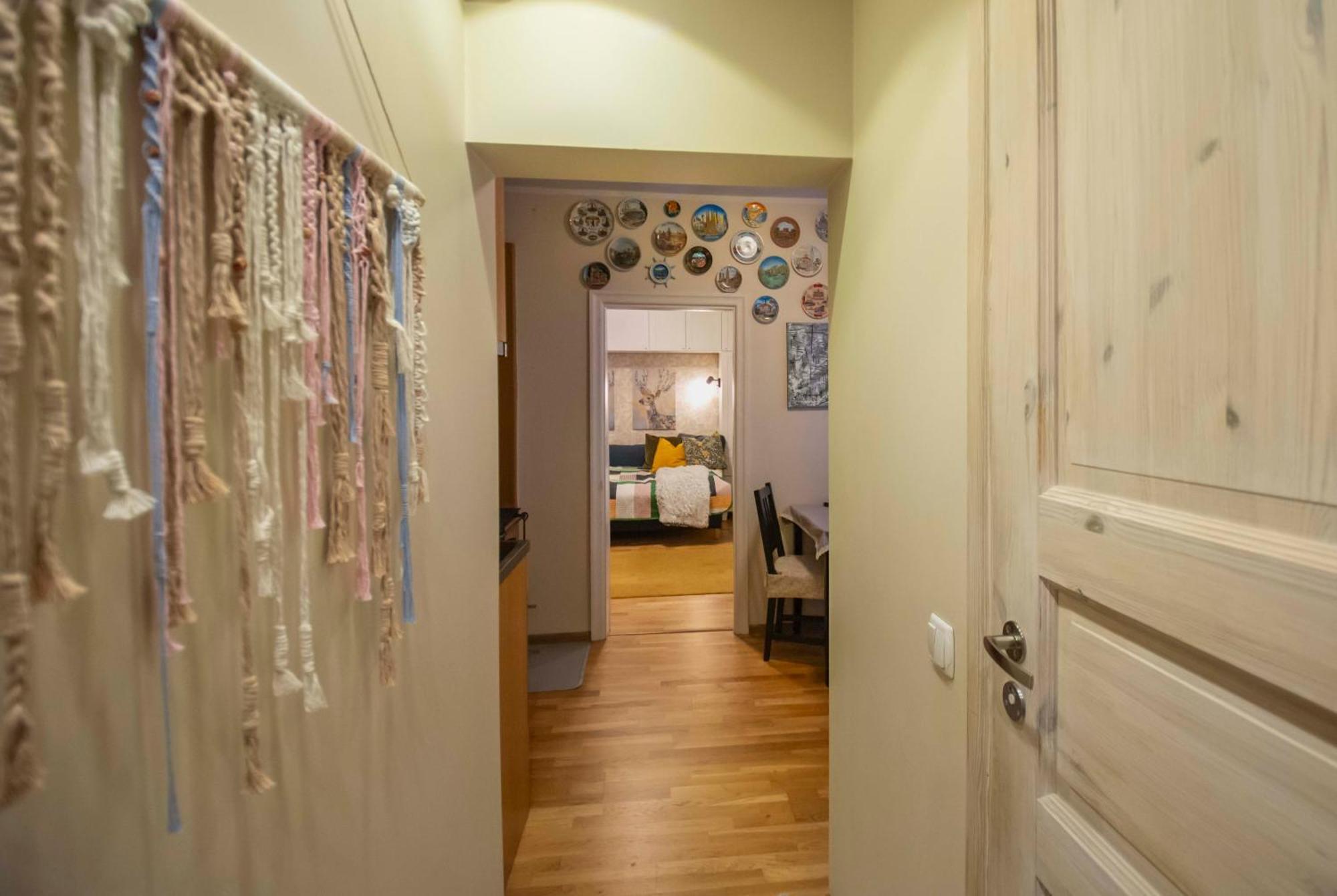 Karlovaidyll 7 - Homey Apartment With Free Parking! Tartu Kültér fotó